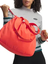 Bolso tipo tote de Under Armour, color naranja, con cierre ajustable mediante cordón y correas de hombro de cincha. Cuenta con tecnología resistente al agua y bolsillo interior con cremallera.