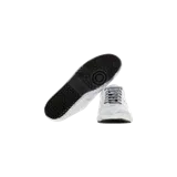 Championes Maison Margiela modelo Replica, con efecto de pintura blanca desgastada sobre base de cuero y suela de goma texturizada.