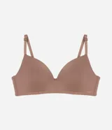 Soutien triangular de microfibra color beige, con copas preformadas, sin aro y breteles finos ajustables.