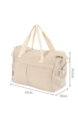 Bolso tipo shopper de nylon color negro, amplio y funcional. Cuenta con cierre superior, asas reforzadas para llevar al hombro y correa ajustable extraíble. Incluye bolsillos externos con cierre para mayor organización.