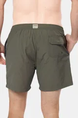 Short de baño negro liso, con cintura elástica y cordón regulable, dos bolsillos laterales y suspensor de malla fina.