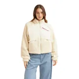 Canguro de corderito color blanco con paneles frontales de tela técnica, cierre frontal completo, cuello alto y bolsillos con cierre.