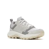 Championes de senderismo Merrell modelo Tempo Sol, color gris claro con detalles en gris oscuro y suela de goma color crema. Presentan una combinación de gamuza perforada y malla transpirable, con cierre de cordones y cuello acolchado.