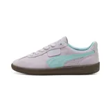 Championes Puma Palermo color lavanda con detalles en celeste y suela marrón.