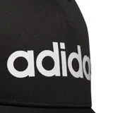 Gorro Adidas negro con logo blanco bordado en el frente, visera curva y cierre ajustable en la parte posterior.