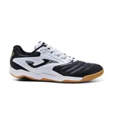 Championes deportivos Joma para fútbol sala, color negro con detalles en blanco y suela color caramelo.