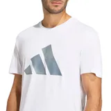 Remera deportiva Adidas Adi365 Running Essentials para hombre, de color blanco y manga corta, con gran logo gráfico estampado en el pecho en tono plateado con patrón de puntos.