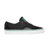 Championes de skate Emerica modelo Provost G6, color negro con detalles en blanco y verde. Confeccionados en lona y gamuza, cuentan con suela vulcanizada blanca con línea verde y etiqueta de la marca en la lengüeta.