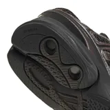 Championes adidas Adistar Control 5 de inspiración retro, con exterior de malla abierta y superposiciones de material sintético. Incorpora tecnologías TORSION, FORMOTION y ADIPRENE+ para mayor estabilidad y comodidad.