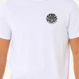 Remera blanca de manga corta con cuello redondo y logo de Rip Curl estampado en el pecho.