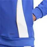 Campera deportiva Adidas Pitch 2 Street Messi, color azul con detalles dorados y blancos. Cuenta con cierre frontal, cuello alto, bolsillos con cremallera y logo de Messi en el pecho.