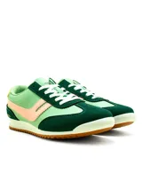 Championes deportivos Santa Barbara modelo Flair, en color amarillo con detalles en mostaza, plateado y blanco. Cuentan con cordones blancos, suela blanca y base de goma marrón.