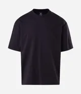 Remera masculina Blue Steel de manga corta y cuello redondo, con diseño liso y calce amplio de corte boxy.