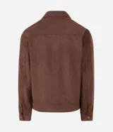 Campera tipo trucker de gamuza sintética color negro, con cuello clásico, bolsillos delanteros con solapa y cierre frontal por botones metálicos.