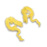 Par de aros con forma de dragón chino color rojo con detalles en plateado.