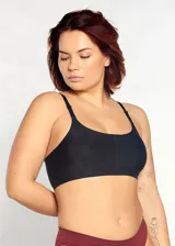 Soutien top color piel de microfibra sin costuras, con breteles regulables y copas removibles.