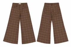 Pantalón de tiro alto y pierna amplia con diseño a cuadros en tonos marrones y naranjas, de corte sastrero con bolsillos delanteros y traseros.