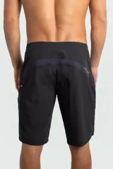 Short de baño O'Neill Superfreak Solid, color negro, de diseño técnico con cintura fija y cordón de ajuste.