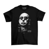 Remera negra de algodón con estampa frontal en blanco y negro del Indio Solari con anteojos oscuros y la palabra Indio.