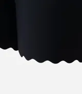 Bermuda modeladora color piel, de microfibra con borde nube y forro de algodón.