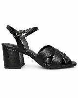 Sandalias de cuero color gris oscuro metalizado, con tiras delanteras entrelazadas, taco cuadrado de altura media y tira ajustable al tobillo con hebilla.