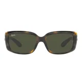 Lentes de sol Ray-Ban con montura rectangular de carey y lentes verdes.