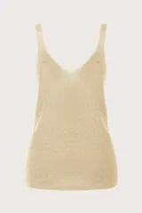 Top de punto sin mangas con escote en V profundo, confeccionado en tejido con acabado metalizado dorado.