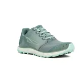 Championes de running Altra Superior 4.5 para mujer, en color gris con detalles en verde menta. Presentan diseño estampado geométrico, suela con tacos para tracción en senderos y cordones entrelazados.
