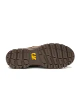 Zapato Caterpillar modelo Threshold Low, color marrón, de cuero con cordones, suela de goma con tracción y logo CAT en el lateral.