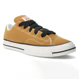 Championes Converse modelo Chuck Taylor Puff, de color marrón tostado, con diseño acolchado, cordones anchos negros, suela blanca con líneas negras y detalles inspirados en el estilo skater.