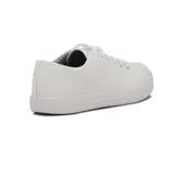 Championes casuales de lona color negro, con cordones y suela de goma.