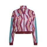 Campera deportiva Adidas de la colección Farm, con diseño de estampado geométrico en tonos bordó, violeta y amarillo. Presenta cuello alto, cierre frontal completo, mangas largas con las icónicas tres tiras en color turquesa y puños acanalados.