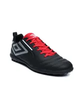 Championes de fútbol 5 Umbro modelo Vision TF para hombre, en color celeste con suela y detalles en verde lima. Presenta el logo de la marca en el lateral con diseño de rayas y cordones tono sobre tono.
