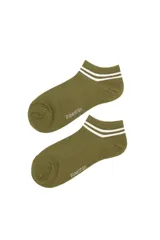 Par de medias cortas color verde oliva con dos franjas blancas en el borde superior y logo de la marca estampado en el lateral.