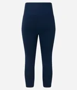 Pantalón capri deportivo de tiro alto con cintura ancha anatómica, confeccionado en tela suplex de alta elasticidad.