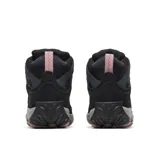 Botas de trekking impermeables Merrell modelo Accentor 4 Mid WP para mujer. Confeccionadas con parte superior de ante impermeable y malla, entresuela de espuma EVA y suela exterior de goma. Presentan diseño en color negro con detalles en rosado y gris.