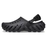 Zueco Crocs modelo Echo Clog, color negro, con diseño moldeado futurista, aberturas de ventilación y correa ajustable en el talón.