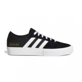 Championes Adidas Matchbreak Super de estilo urbano, color negro con las icónicas tres rayas laterales en blanco. Presentan una suela de goma vulcanizada blanca y detalle de logo dorado en el lateral.