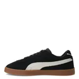 Championes Puma modelo Club II Era Suede, de estilo urbano con diseño retro inspirado en las canchas. Presentan una capellada de gamuza negra con la icónica franja lateral en color blanco y suela de goma color caramelo.