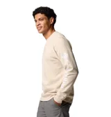 Buzo de cuello redondo Columbia, color beige, con puños y dobladillo acanalados. Presenta el logo de la marca estampado en el pecho y en la manga izquierda.