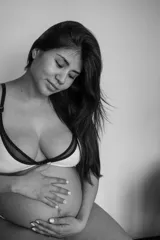 Soutien maternal de algodón doble combinado con mesh en los bordes superiores, de diseño cómodo y funcional para la etapa de lactancia.