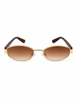Lentes de sol con armazón ovalado de metal dorado y patillas en tono marrón oscuro. Las lentes presentan un degradé en tonos marrones.