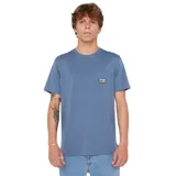 Remera Rip Curl de manga corta color azul, de corte clásico con cuello redondo y bolsillo frontal con parche de la marca.