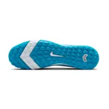 Championes de fútbol Nike Zoom Vapor 16 Academy TF, color celeste con detalles en azul oscuro. Presentan tecnología NIKESKIN en la parte superior y suela con tapones diseñados para superficies de césped artificial.