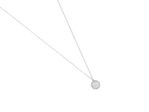 Collar de acero plateado con dije redondo de nácar y circonias.