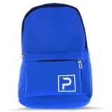 Mochila urbana de color rojo con compartimento principal y bolsillo frontal con cierre. Presenta un logo cuadrado con la letra P en color blanco en el frente.