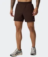 Short de entrenamiento Fabletics modelo The Fundamental, color gris, de corte clásico y tejido ligero de alto rendimiento con cintura elástica.