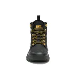 Bota Caterpillar color negro, con cordones amarillos, capellada de cuero tipo nubuck impermeable y suela de goma. Cuenta con forro interno de nylon en malla suave y plantilla acolchada de espuma. Incorpora tecnología Waterproof y CleanSport NXT.