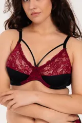 Soutien reductor con aro, confeccionado en lycra y puntilla elastizada color bordeaux y negro. Tiene tiras decorativas en el escote y breteles elásticos regulables.
