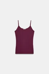 Camiseta ajustada de tirantes finos con escote redondo, confeccionada en tejido elástico de poliamida.